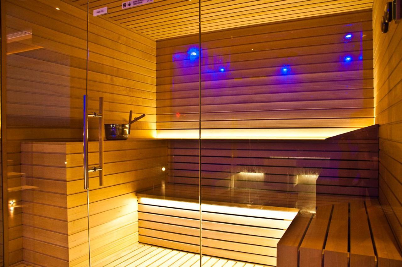 Ambruosi Village Resort & Spa Massignano Bagian luar foto