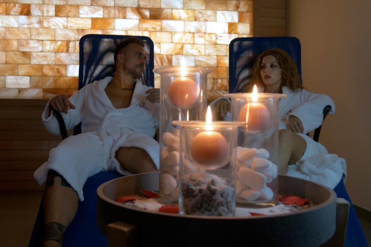 Ambruosi Village Resort & Spa Massignano Bagian luar foto